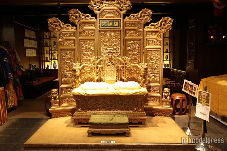 「大珍楼」には中国衣装を着て写真を撮れるコーナーが