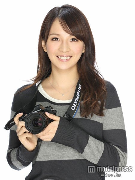 “AIKU”名義でフォトグラファーとしても活躍