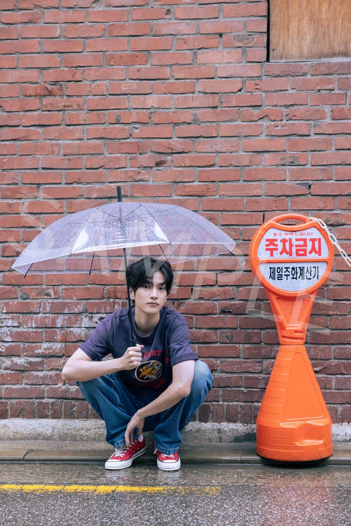 「渡邊圭祐2024年カレンダー」より(提供写真)