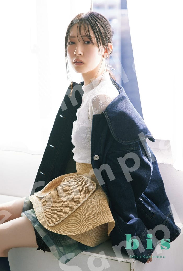 金村美玖:セブンネットショッピング限定購入特典ポストカード(提供写真)