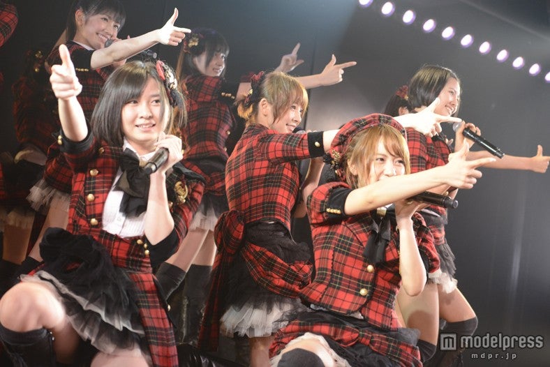 篠田麻里子の卒業公演（C）AKS