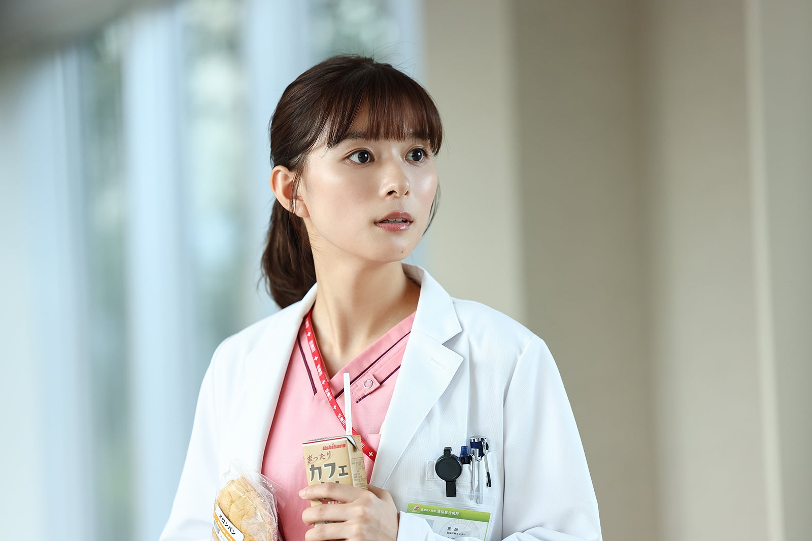 芳根京子「まどか26歳、研修医やってます！」第1話（C）TBS