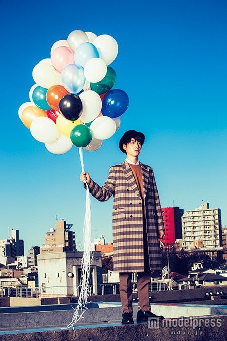 収録カット（C）福士蒼汰 カレンダー2015.4～2016.3／東京ニュース通信社