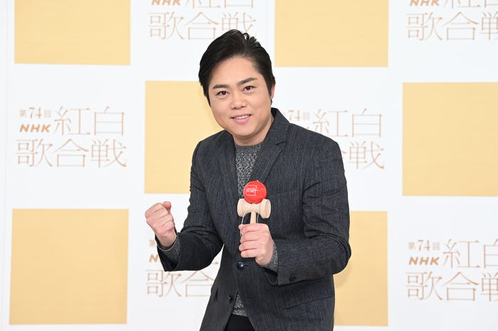 三山ひろし(C)NHK