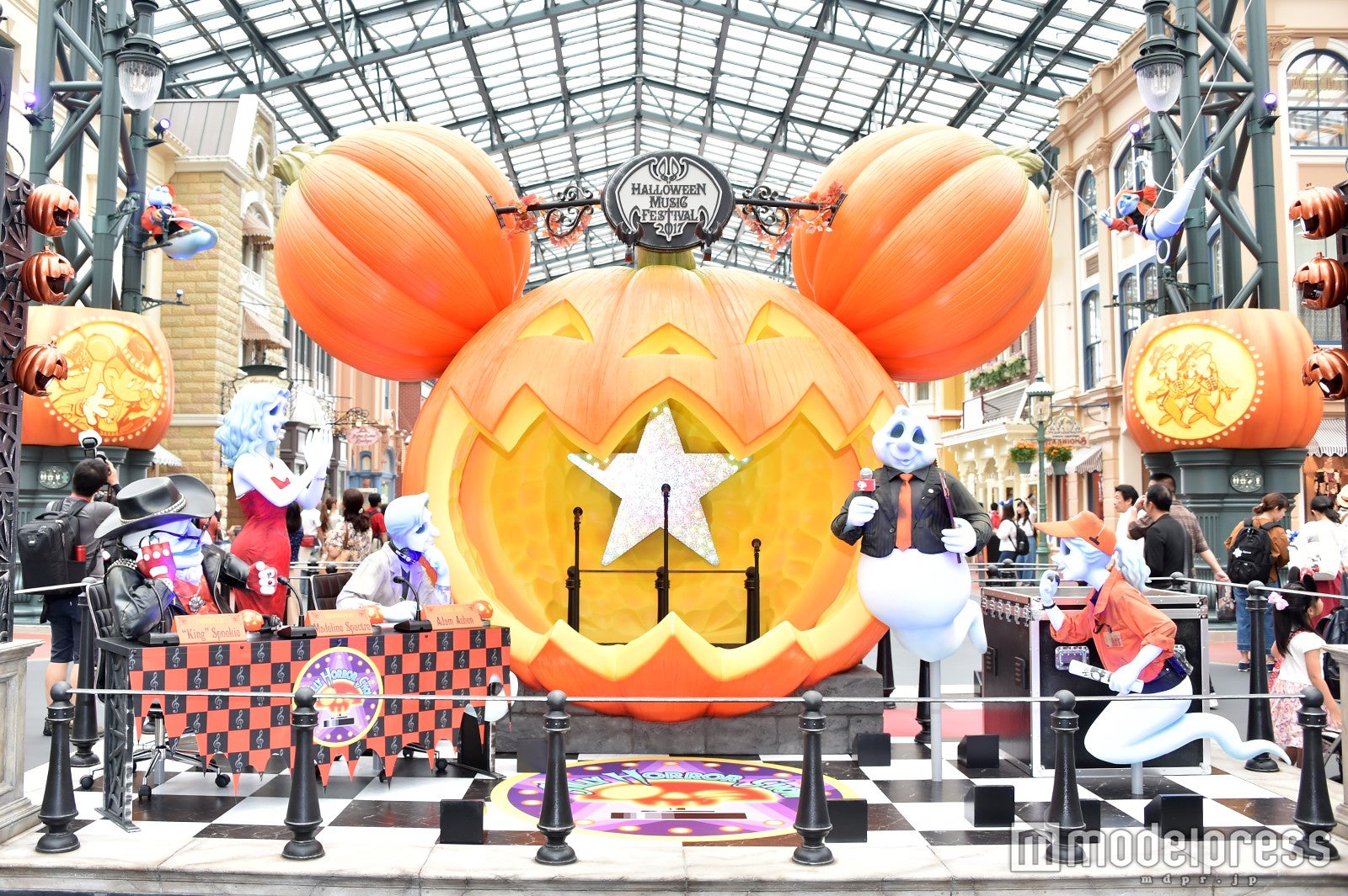 デコレーション（C）モデルプレス（C）Disney