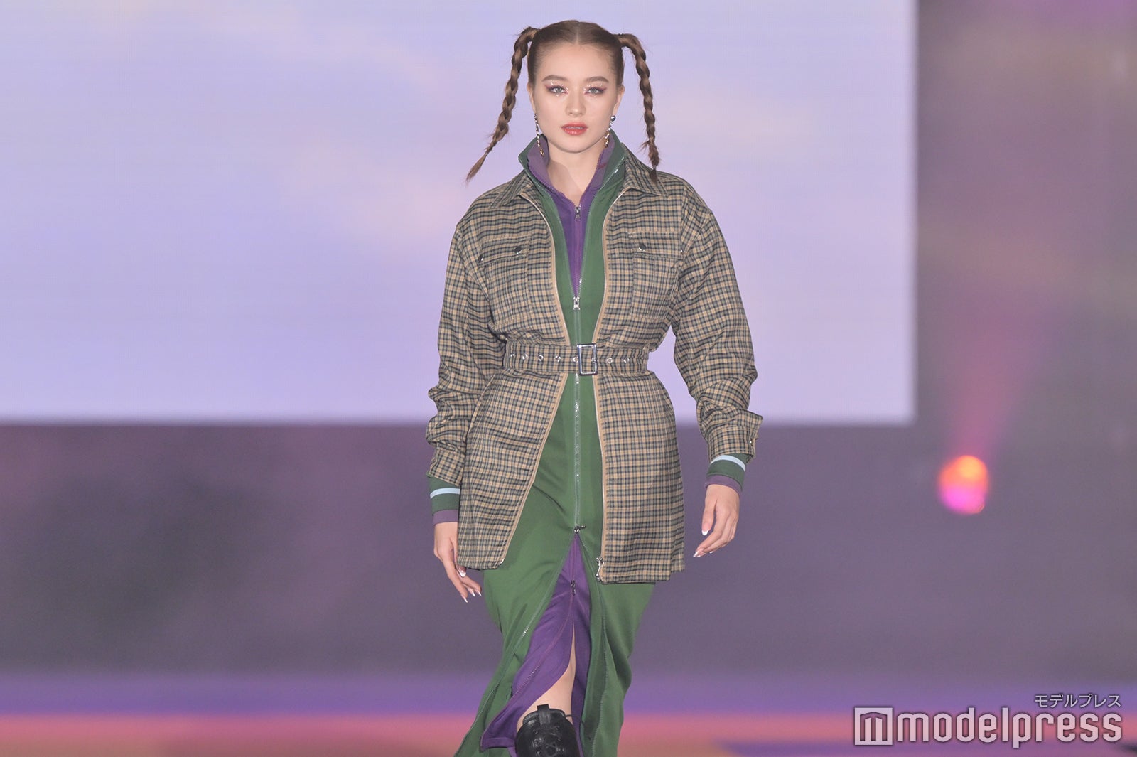 （C）モデルプレス