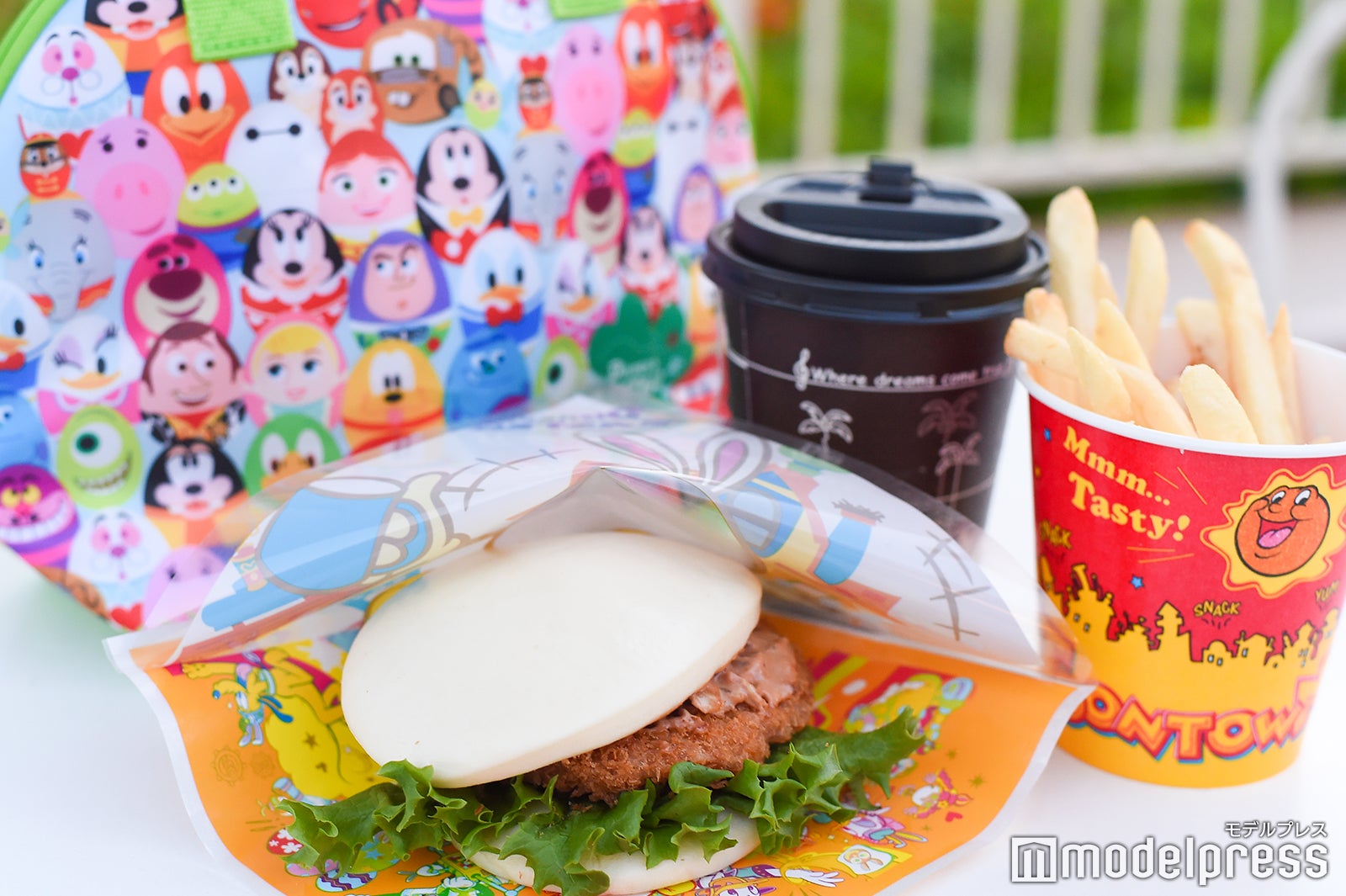 「ヒューイ・デューイ・ルーイのグッドタイム・カフェ」スペシャルセット¥990（※スーベニアランチケースはプラス¥900）（C）モデルプレス（C）Disney