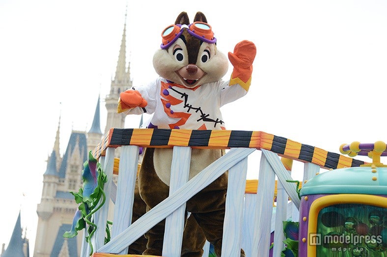 パレード「ハッピーハロウィーンハーベスト」／デール