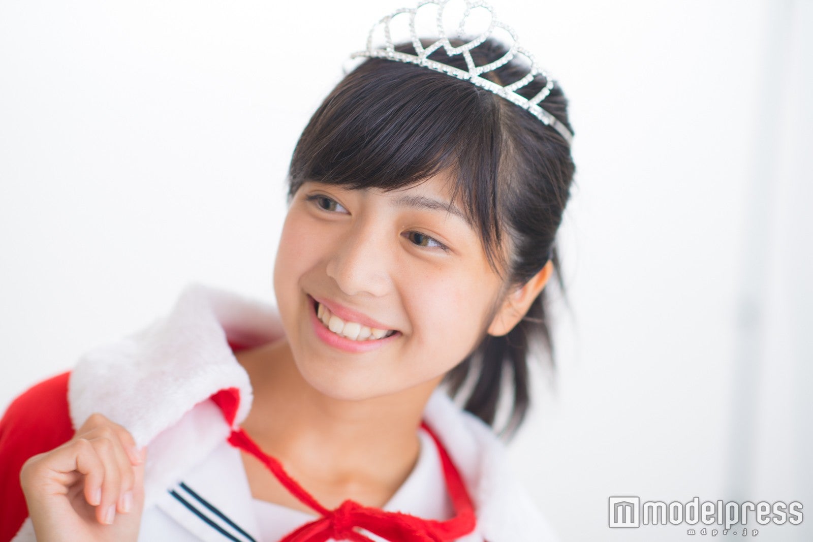 グランプリに輝いた吉田莉桜（りおちょん）さん／「高一ミスコン」（C）モデルプレス