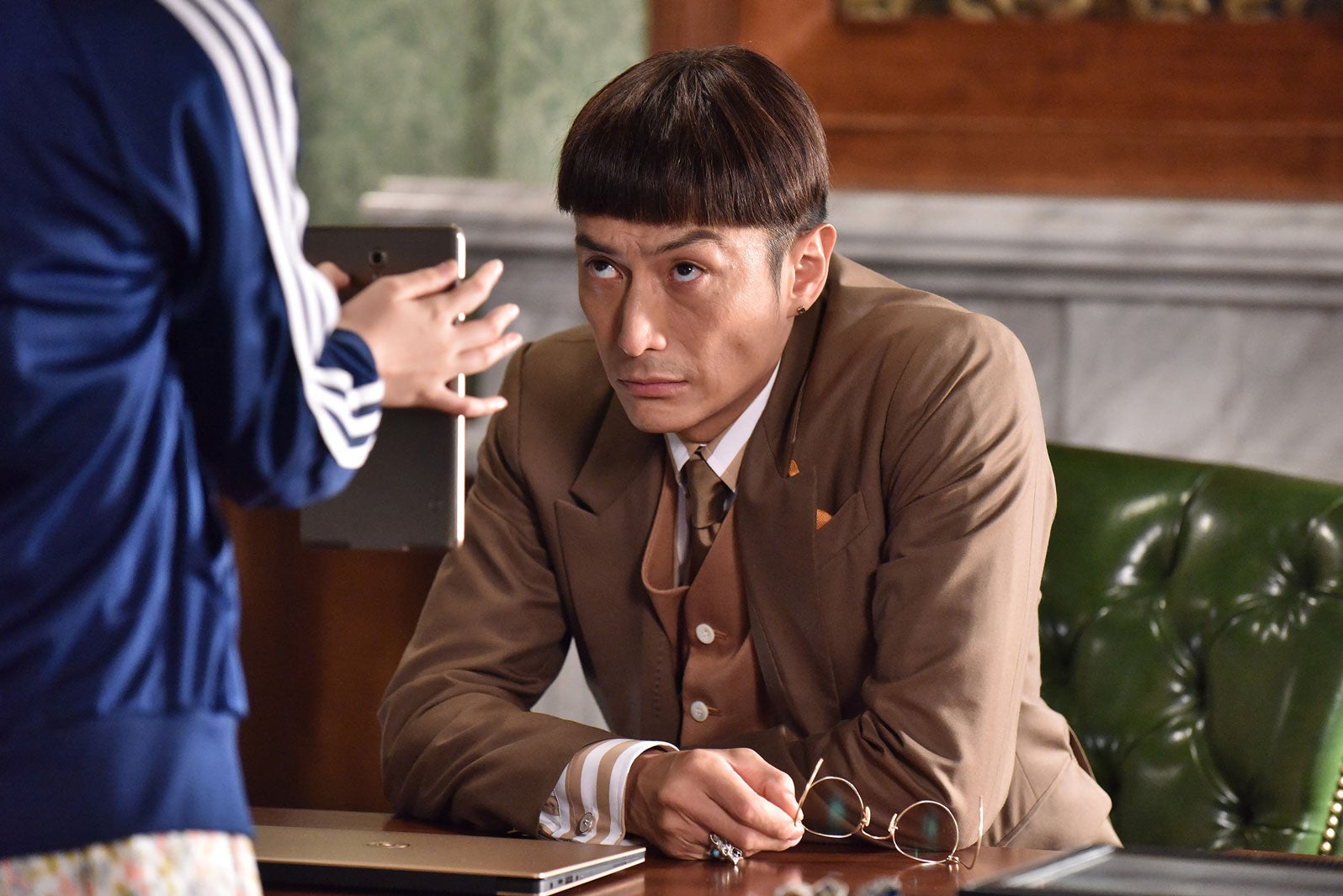 伊勢谷友介／「サバイバル・ウェディング」第2話より（C）日本テレビ