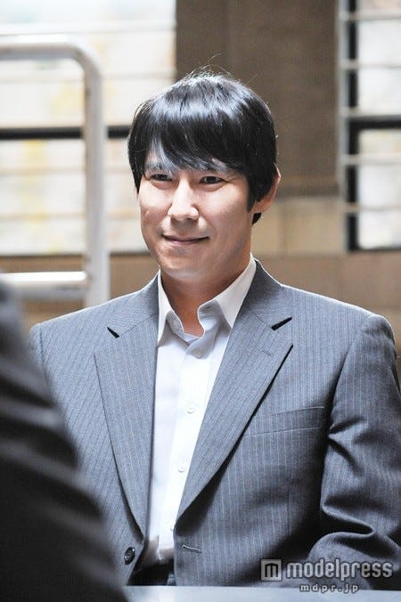 第1話ゲストの高嶋政伸(C)テレビ朝日