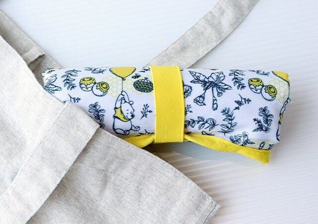 雑誌　ムック本　ムック　付録　人気　おすすめ　オススメ　宝島社　宝島　レビュー　便利　優秀　当たり　最高　2023　ディズニー　ディズニーグッズ　くまのプーさん　プーさん　保冷バッグ　大容量　折りたたみ　コンパクト