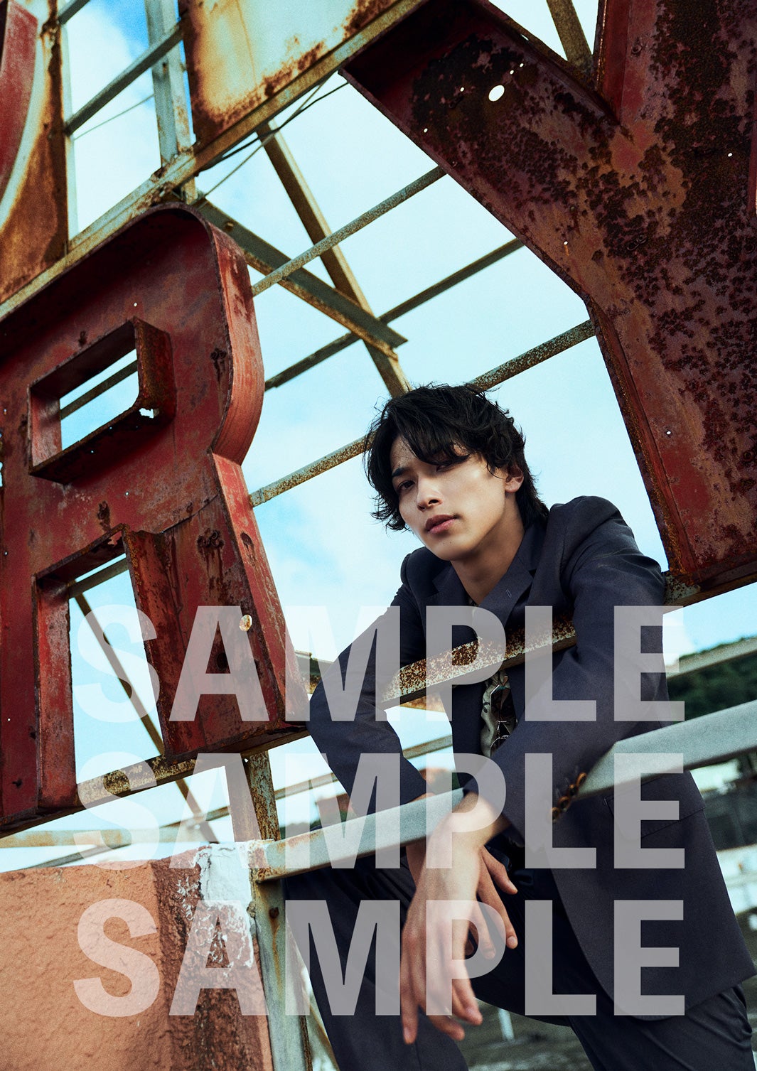 『横浜流星2023年カレンダー』セブンネットショッピング限定版／撮影：川上智之（C）KADOKAWA