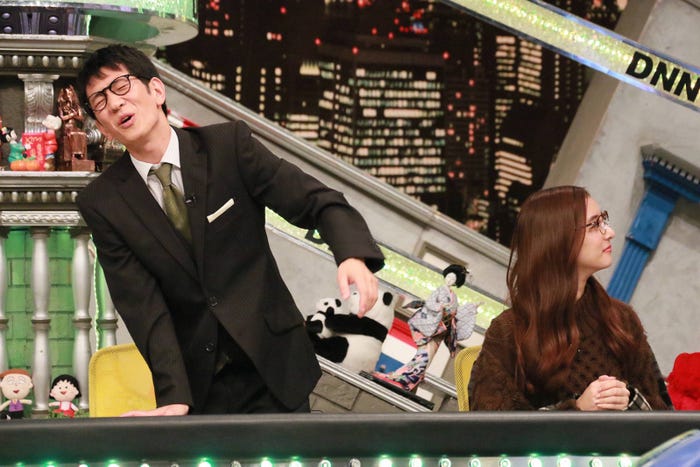 柴田英嗣、新木優子(C)フジテレビ