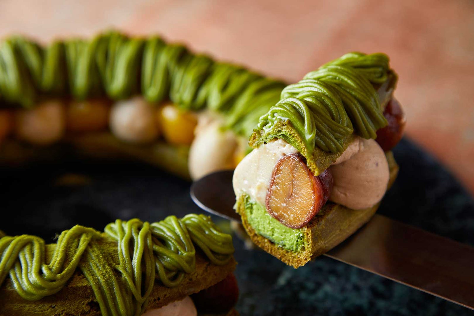 抹茶モンブランパリブレスト／画像提供：ハイアットリ ージェンシー 大阪