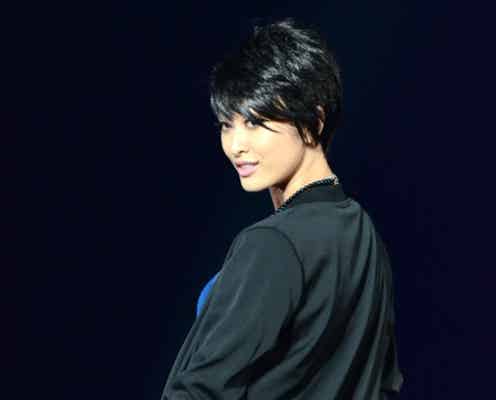 <速報>山田優、ショートヘアに大胆イメチェン 「TGC」で3万人にお披露目