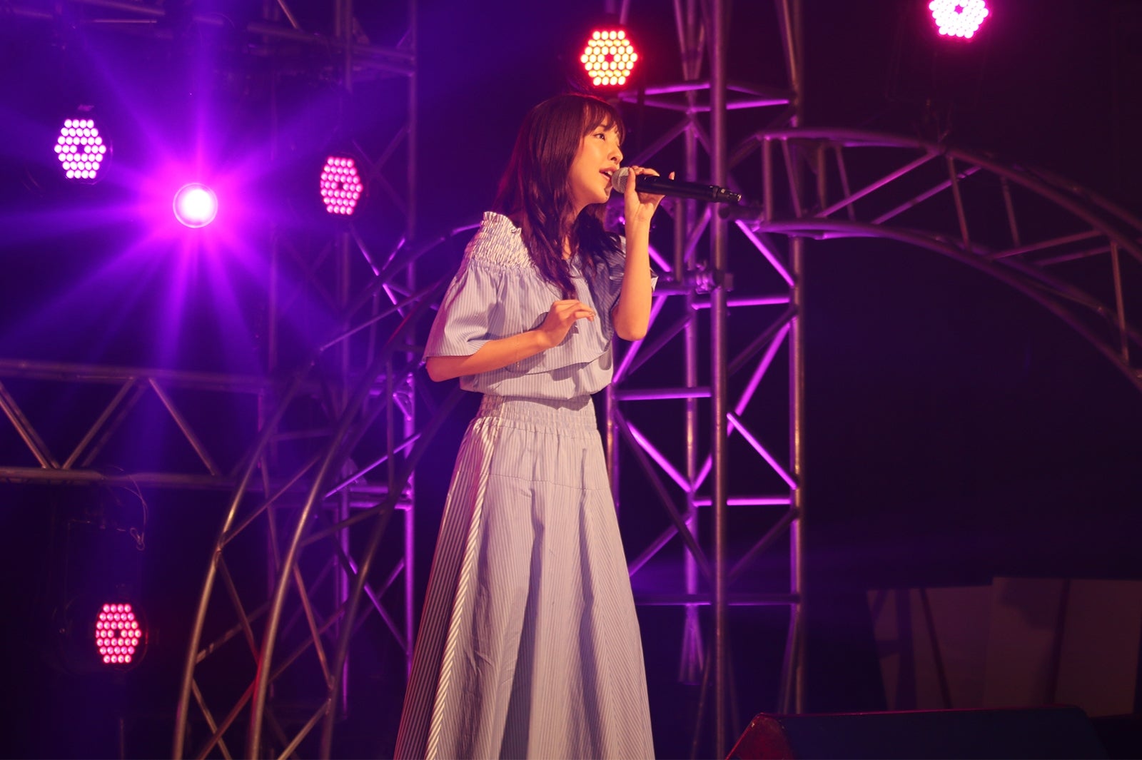 板野友美（提供写真）