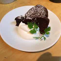 自家製のガトーショコラ/画像提供:GAKE