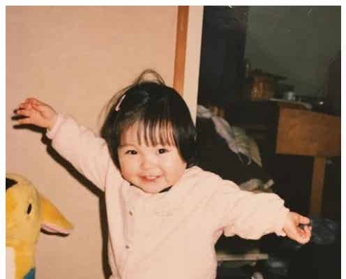 尼神インター・誠子、可愛すぎる幼少期ショットに絶賛の声相次ぐ