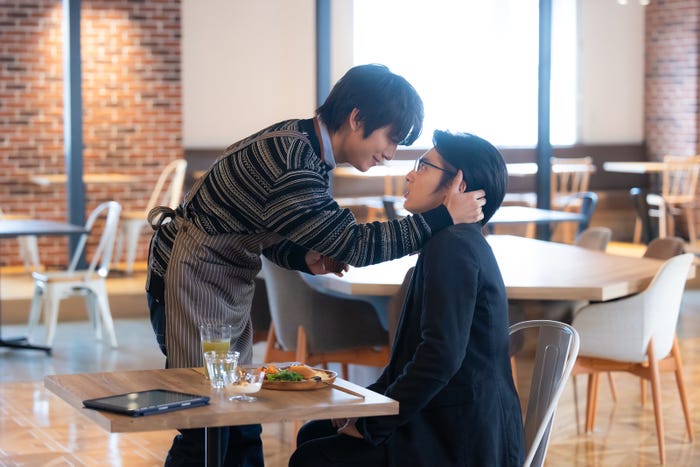 (左)溝端淳平(C)テレビ朝日