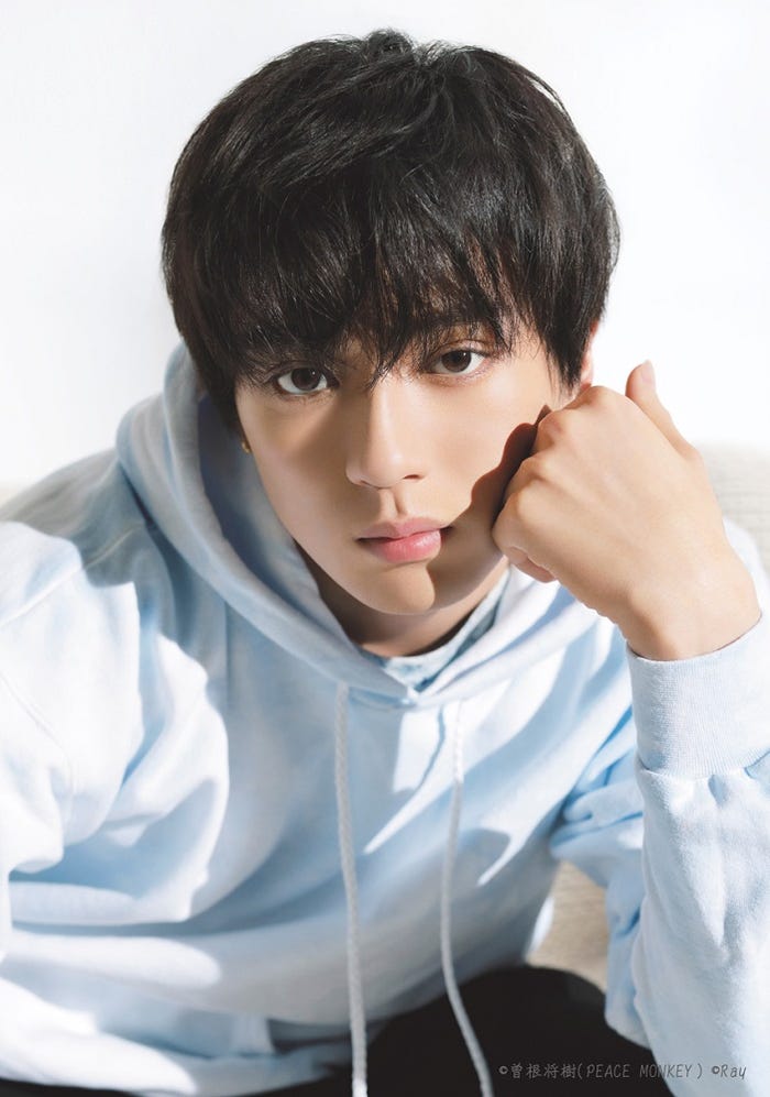 新田真剣佑(C)曽根将樹(PEACE-MONKEY)(C)Ray