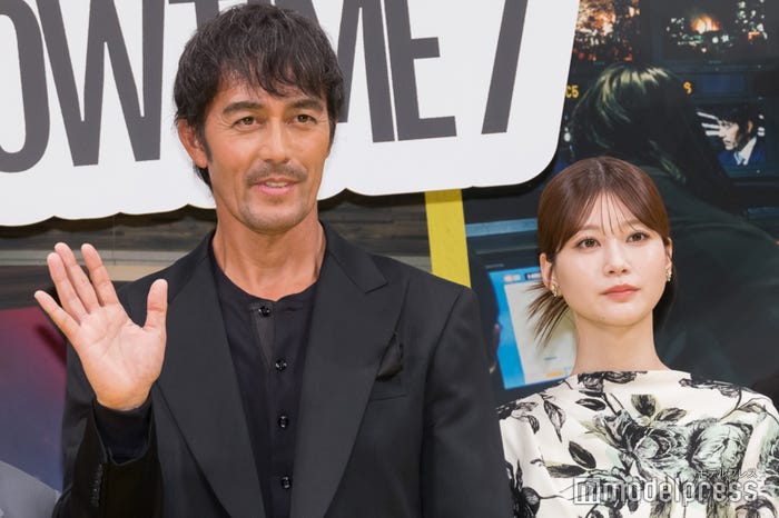 阿部寛、生見愛瑠(C)モデルプレス