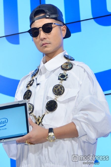 スペシャルゲストとして登場したVERBAL