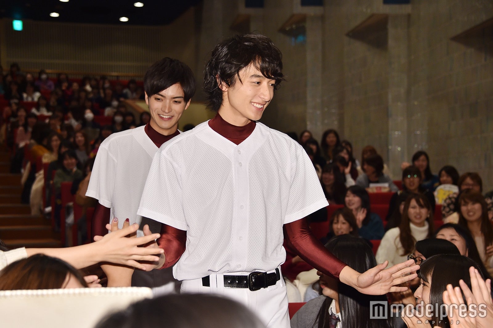 小関裕太、山本涼介 （C）モデルプレス