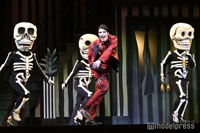 ジェシー「Creepy Old Guy」/「ビートルジュース」プレスコールより