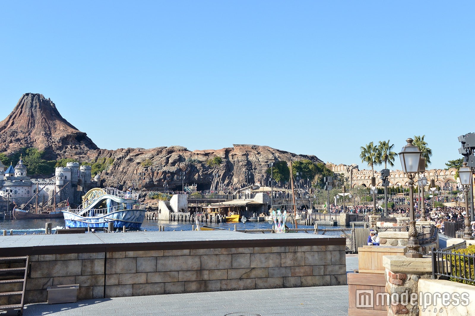 「クリスタル・ウィッシュ・ジャーニー」グランドフィナーレバージョン（C）モデルプレス