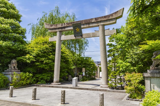 厄除けするならココ 厄払いが有名な神社 関西編 モデルプレス