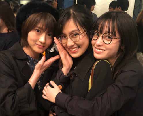 橋本環奈・恒松祐里・若月佑美、密着3ショットに「神々しい」「顔面偏差値高い」と絶賛の声