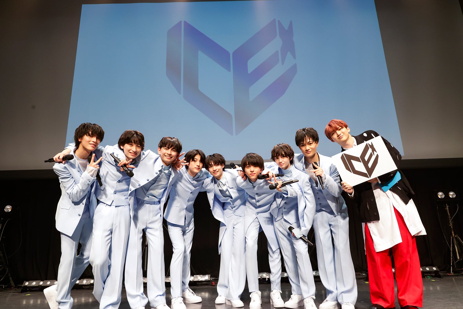 “平均年齢16才”スタダ手掛ける8人組ダンスボーカルグループ「ICEx」結成 初ライブ開催も決定