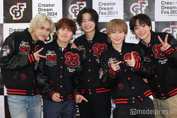 コムドット(左から)ひゅうが、あむぎり、やまと、ゆうた、ゆうま(C)モデルプレス