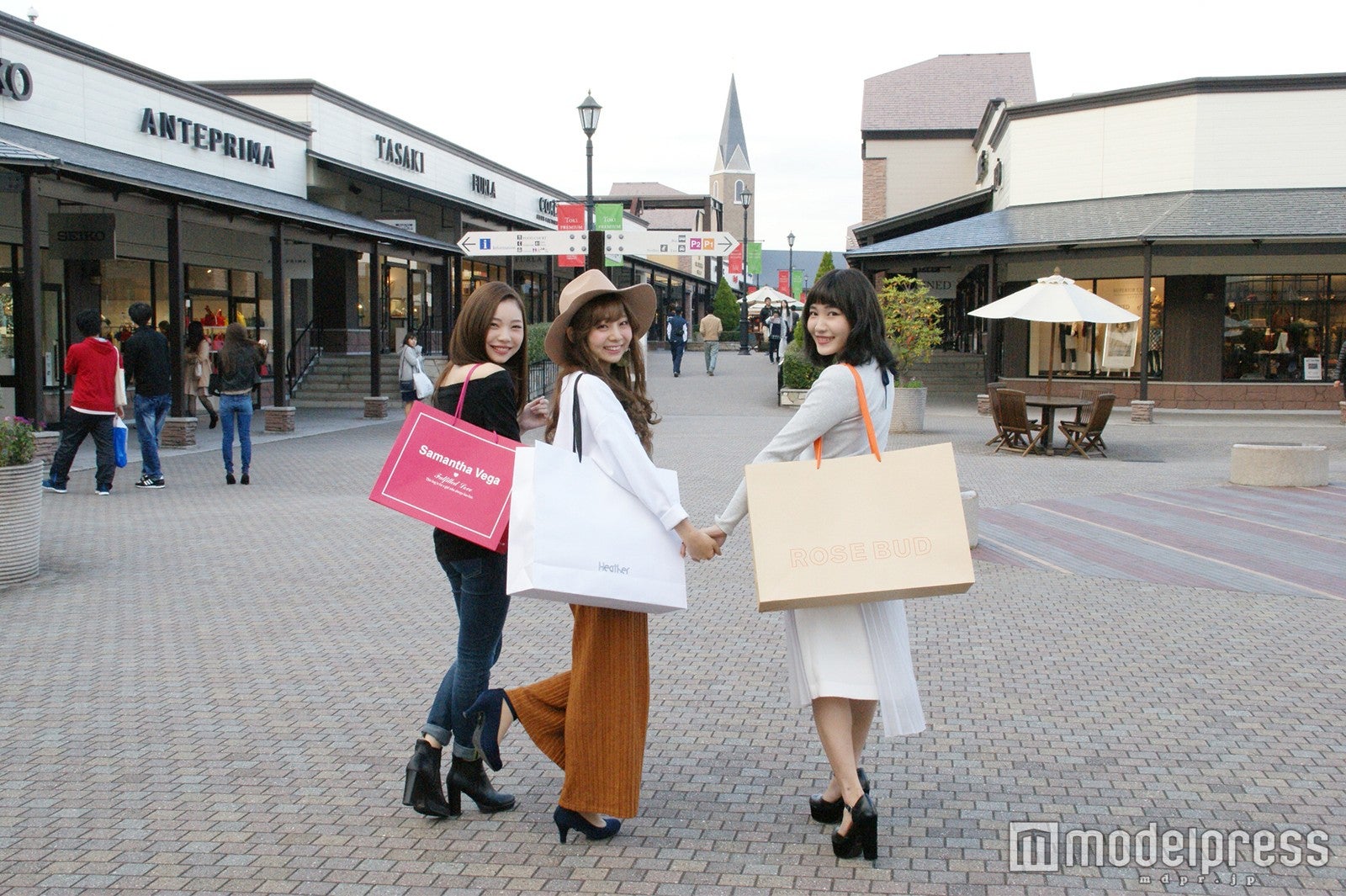 休日でおしゃれ度UP＆リフレッシュ（C）モデルプレス