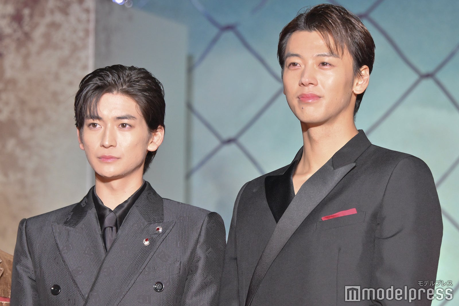 高橋文哉、竹内涼真（C）モデルプレス