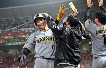 【解説】阪神「6番・木浪」の効用 延長十回決勝2ランだけではない強い攻撃が表れた