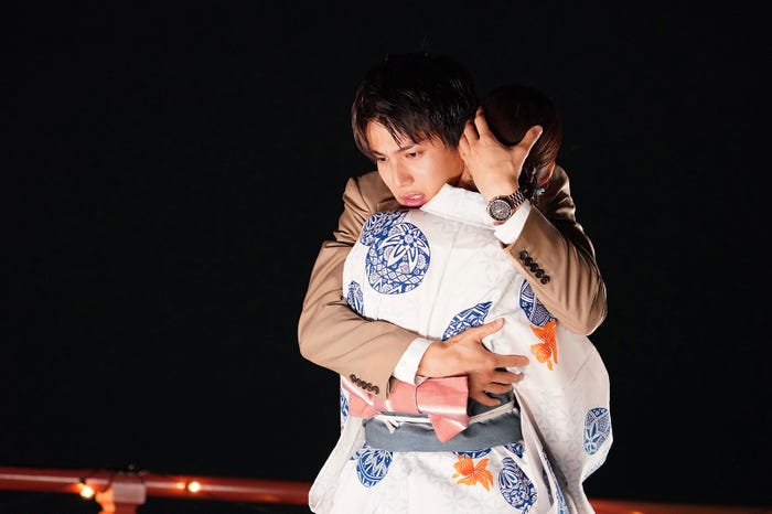 中川大志、新木優子 「ボクの殺意が恋をした」第2話より(C)読売テレビ