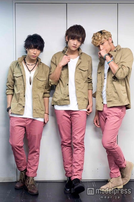 COLLECTION(左から)引地敬澄、藤田富、マルコス