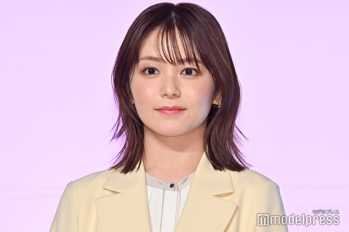 25cm髪を切った久間田琳加(C)モデルプレス