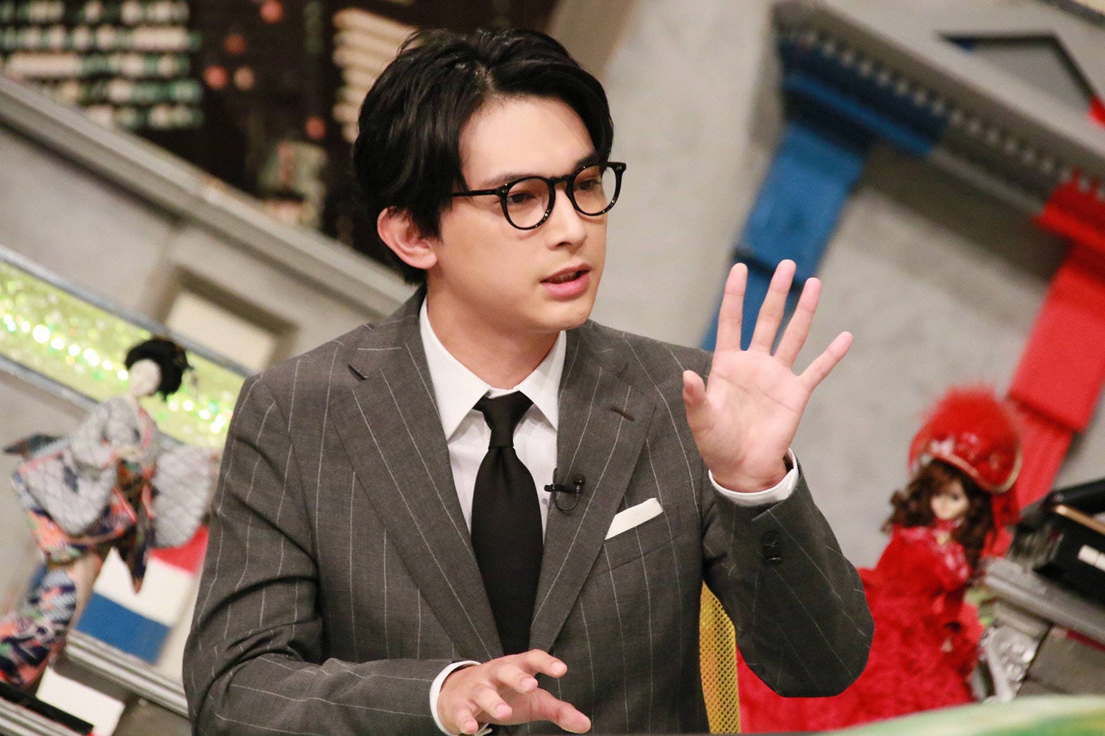 吉沢亮に異変？女性陣と真っ向対決