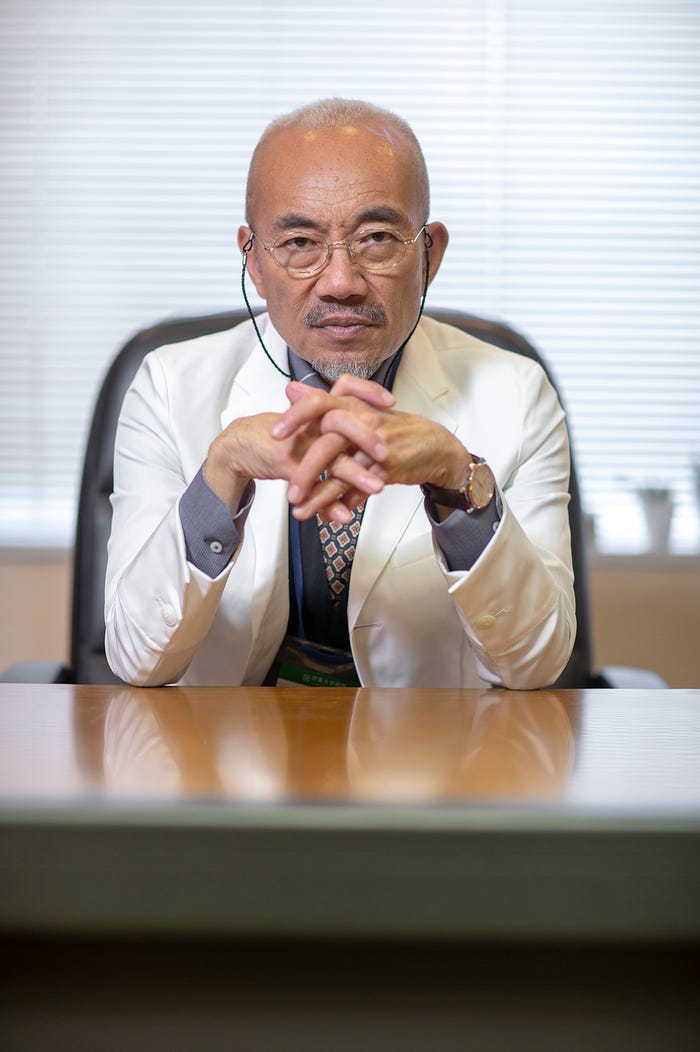 竹中直人(C)「神酒クリニックで乾杯を」製作委員会2019