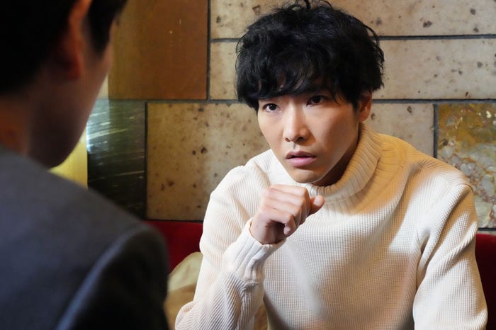 柄本佑/「ドクターホワイト」第1話より(C)カンテレ