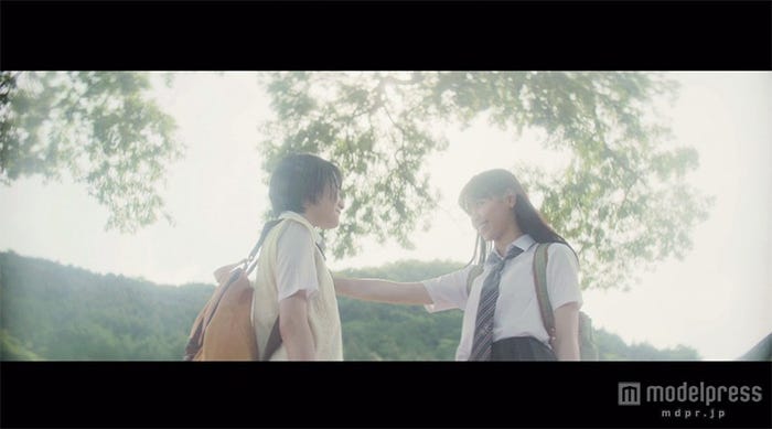 乃木坂46「太陽ノック」MVより