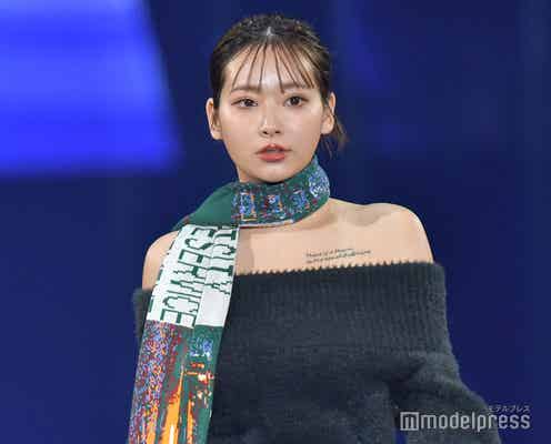「小悪魔ageha」PyunA.(ぴょな)、美デコルテにタトゥー輝く<札幌コレクション 2023 A/W>