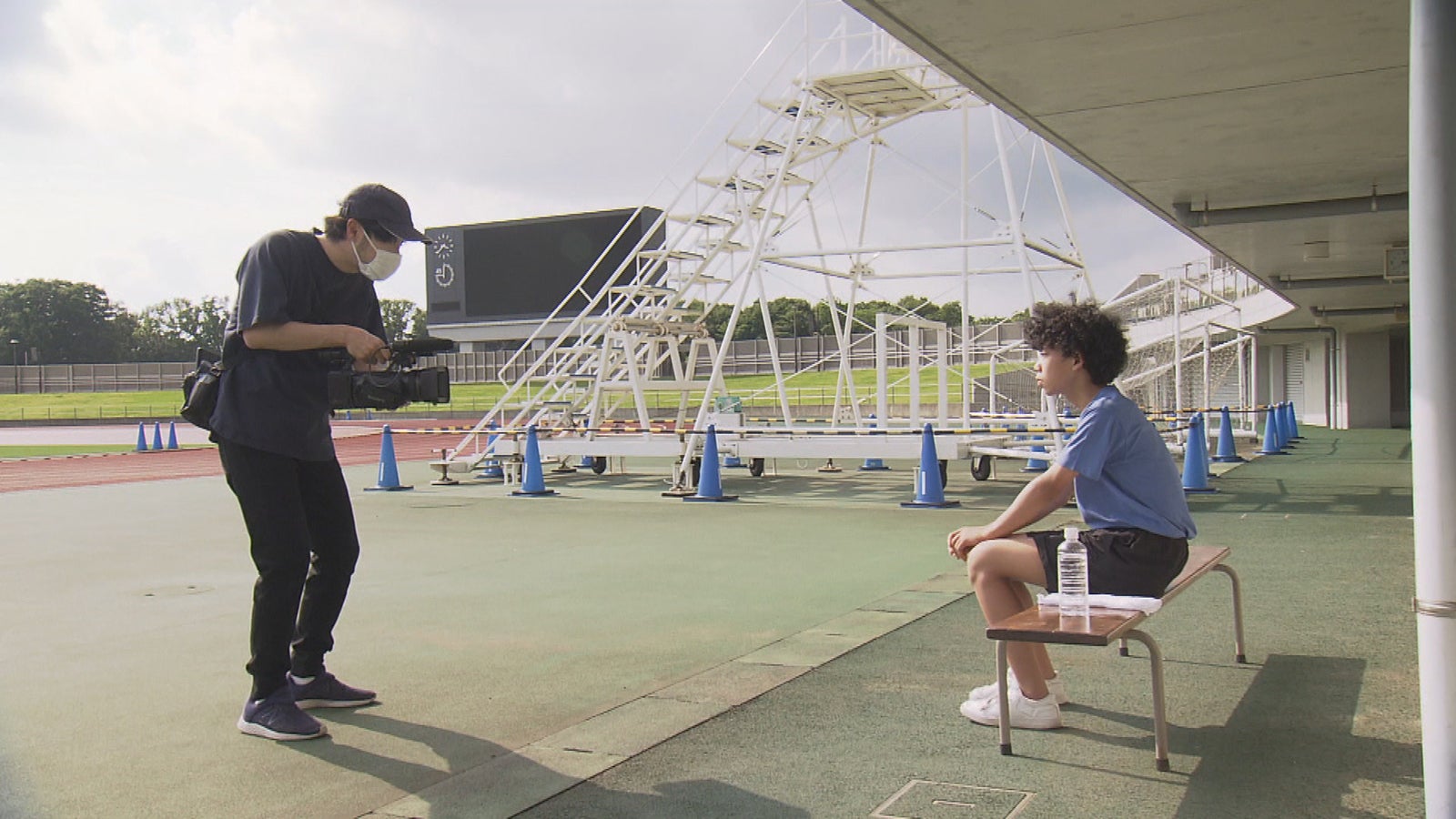 （右）ゲンタ（C）NHK