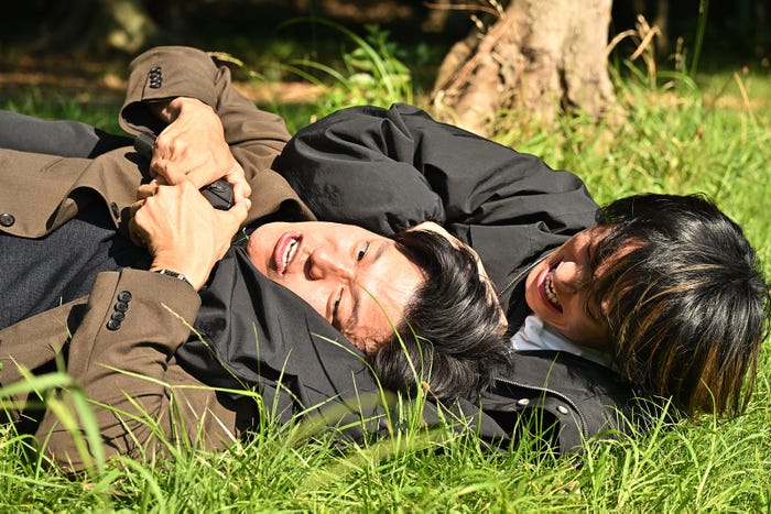 鈴木亮平、永瀬廉「リブート」第8話(C)TBS