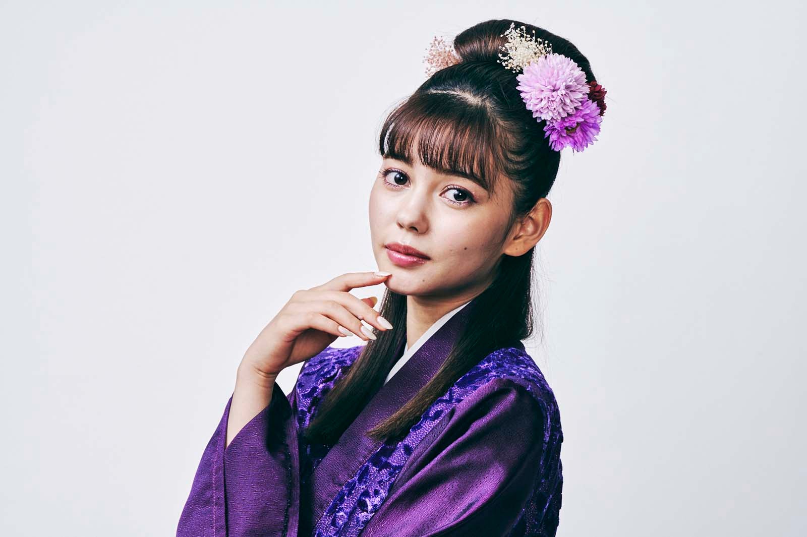 現役理科大生モデル・愛花、初舞台決定 三国志元にした「THRee’S」出演