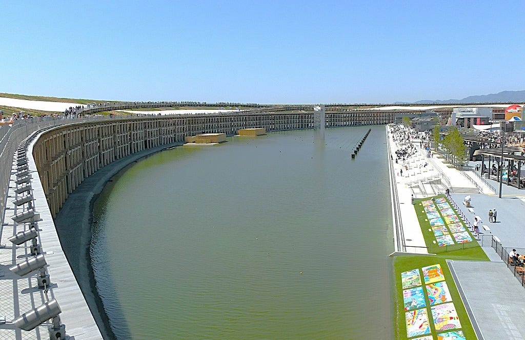 大阪・関西万博のシンボル、「大屋根リング」は一周約2km! その世界最大の木造建築物というギネス記録以上に、万博のレガシーとして来場者の心に残ることになった