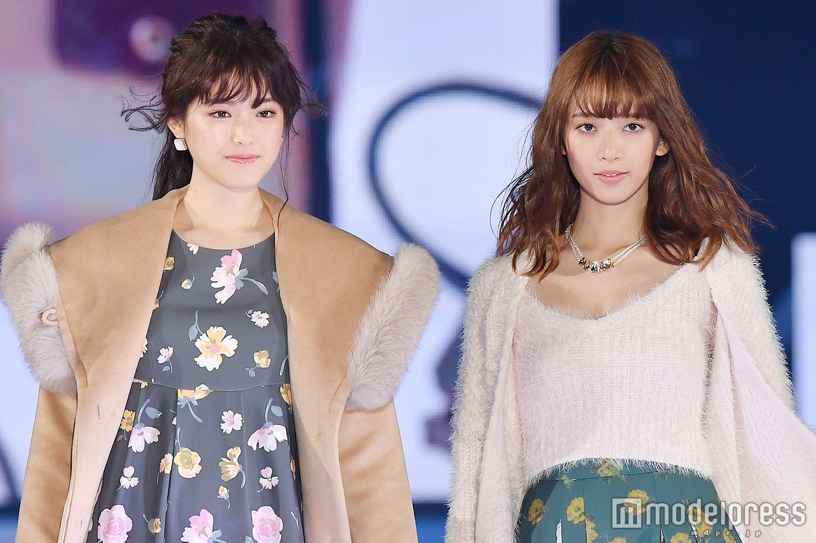 画像3 5 乃木坂46橋本奈々未 松村沙友理 美肌あらわな大人コーデに視線集中 Girlsaward 16 A W モデルプレス